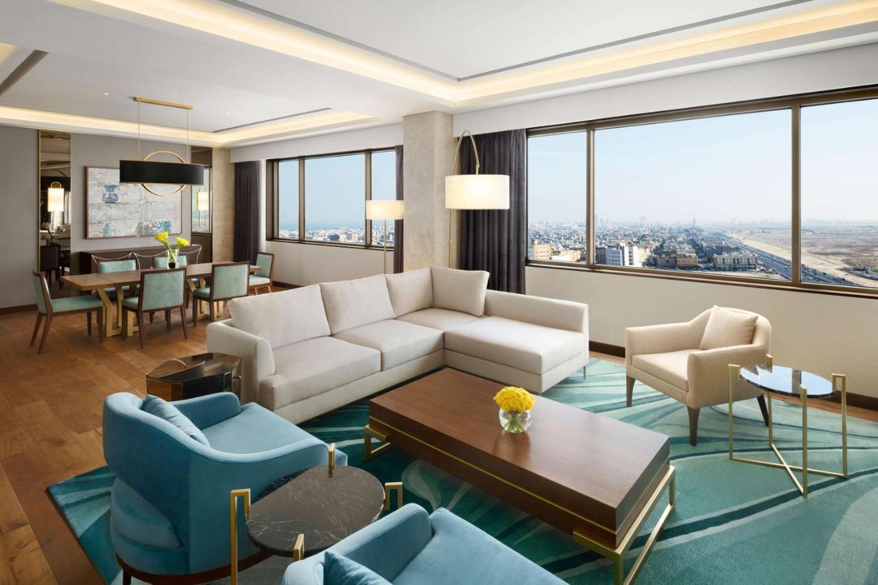 Grand Hyatt And Residences Hotel