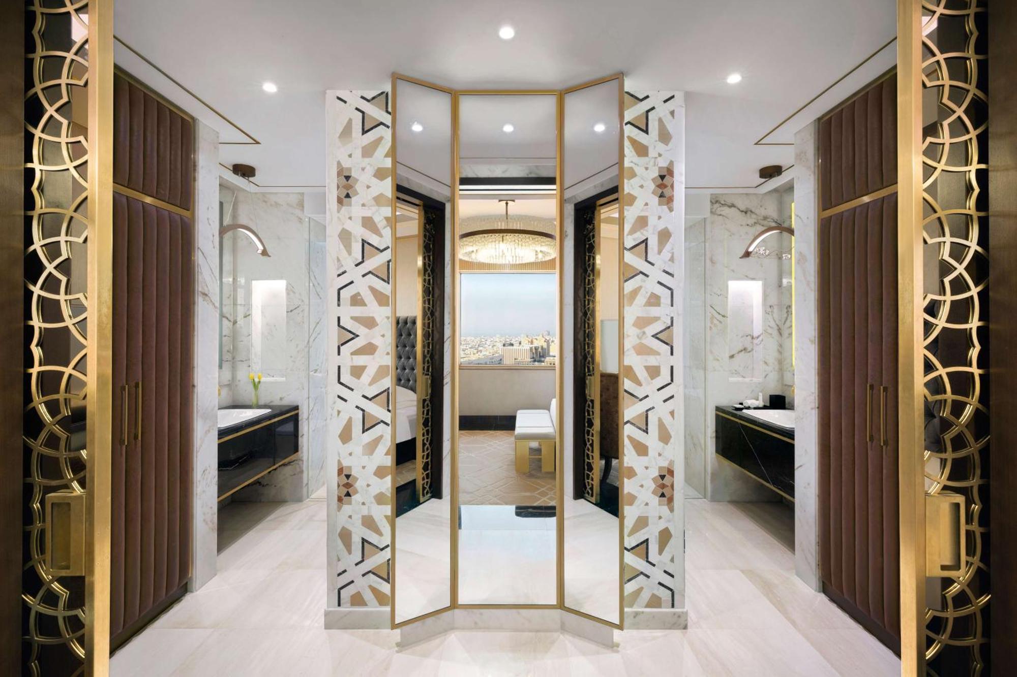 Grand Hyatt And Residences